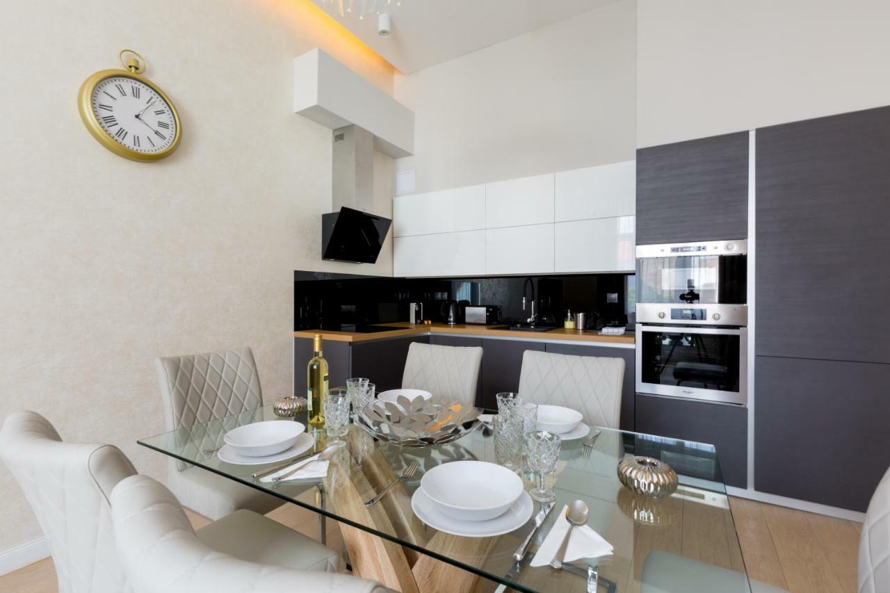 Grand Designer Dream Home In The Center W 3Br/3Bath Budapest Kültér fotó