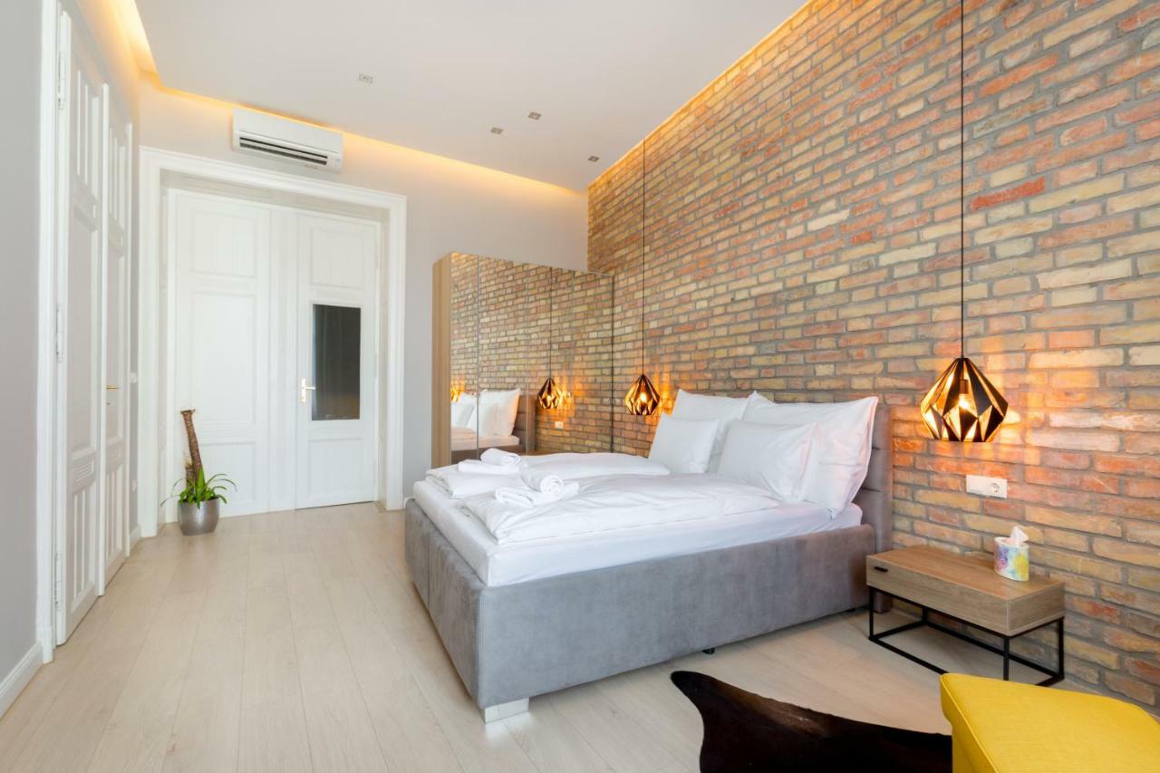 Grand Designer Dream Home In The Center W 3Br/3Bath Budapest Kültér fotó